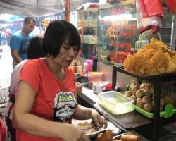 It is a favorite destination for Chinese food love It is a favorite destination for Chinese food lovers with a variety of stalls offering Chinese food. They have a huge variety in their menu including